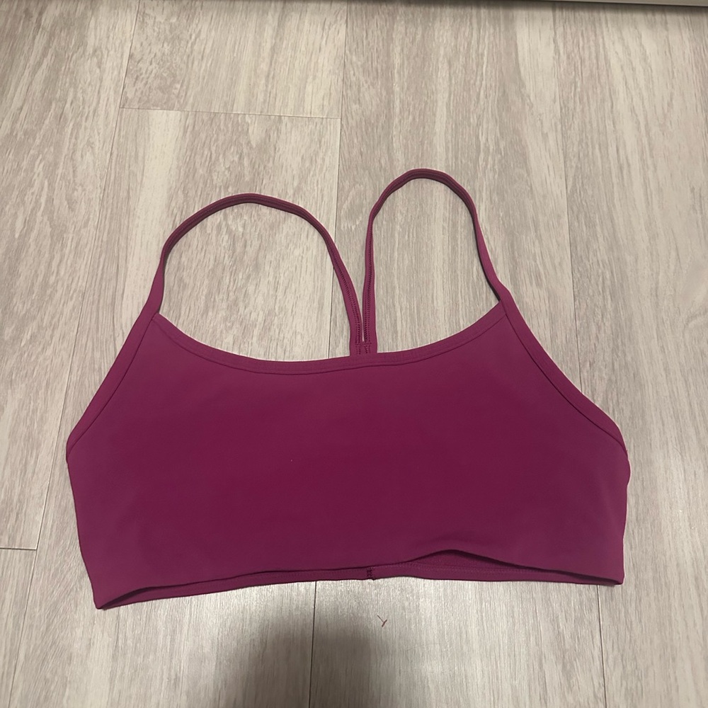 Vuori sports bra all the feels medium